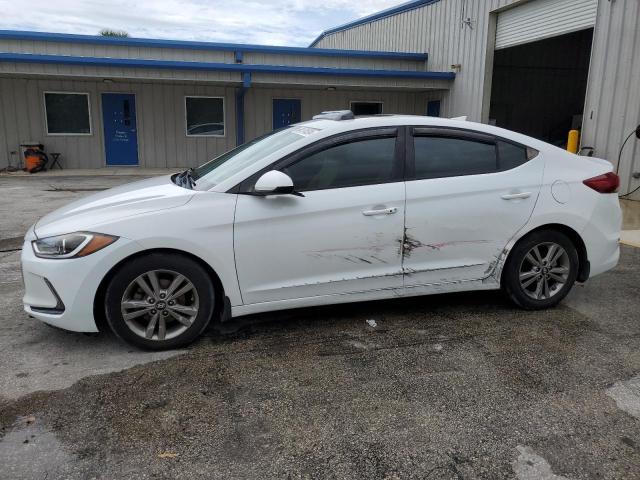 HYUNDAI ELANTRA SE 2018 5npd84lf0jh309084