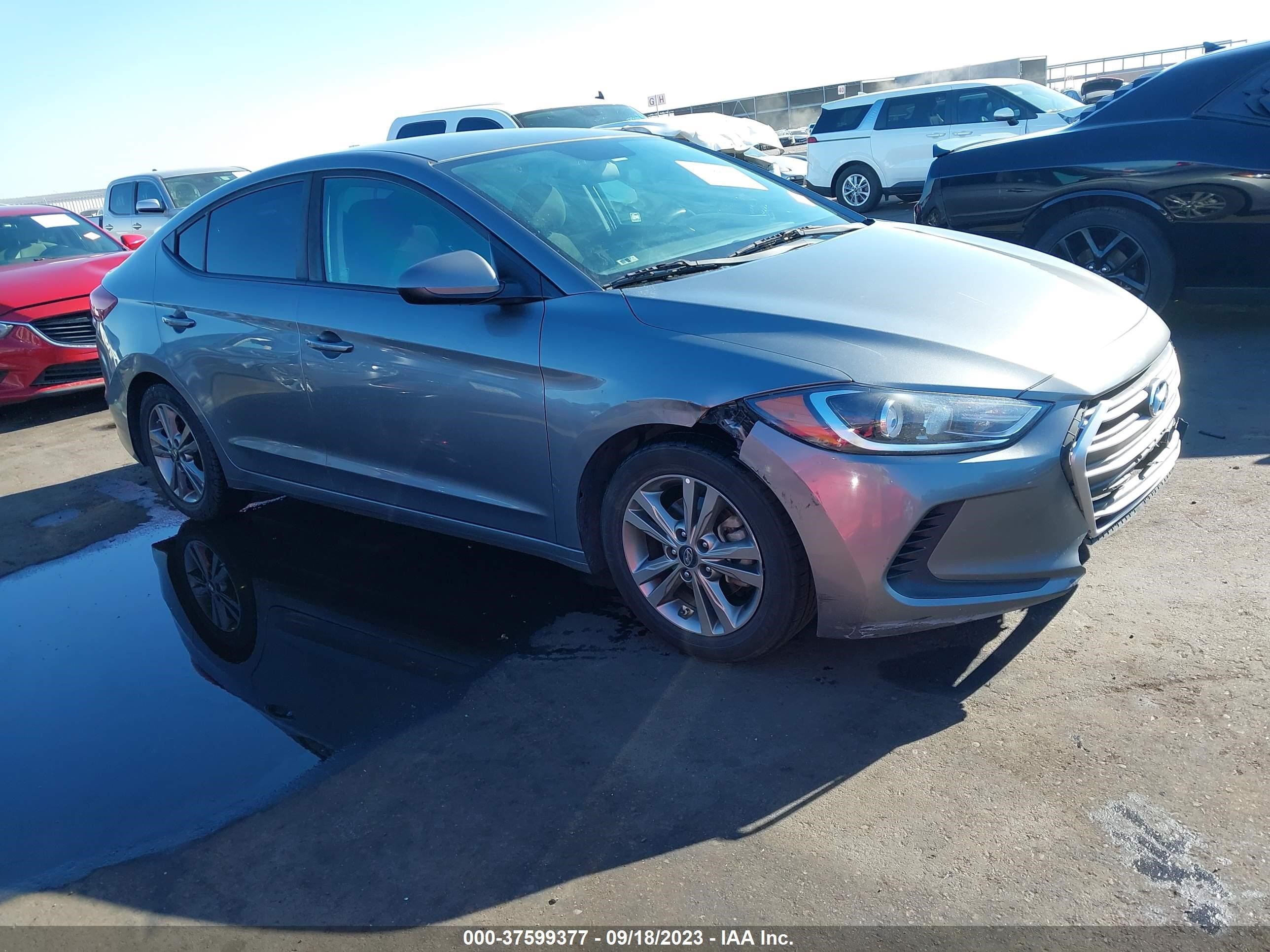 HYUNDAI ELANTRA 2018 5npd84lf0jh323583