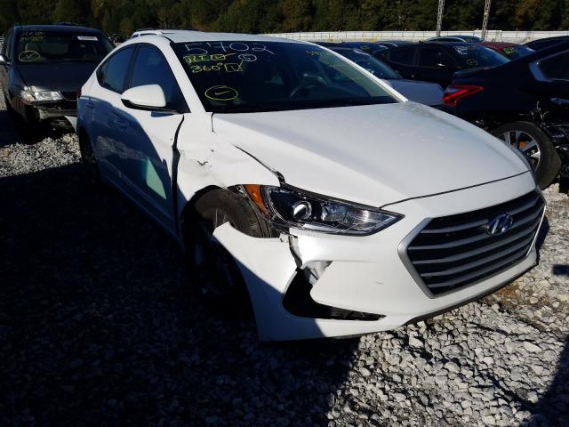 HYUNDAI ELANTRA SE 2018 5npd84lf0jh375702