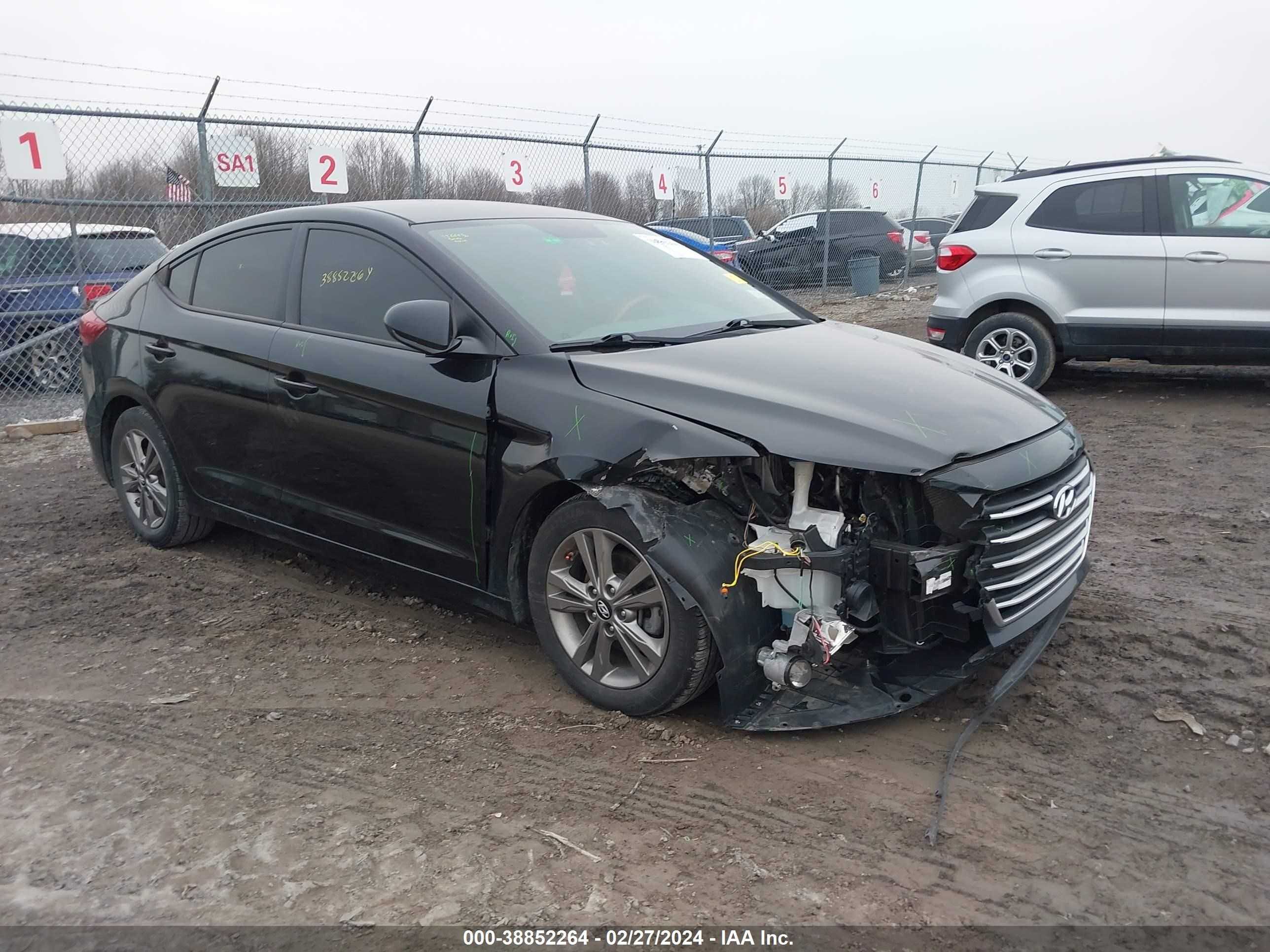 HYUNDAI ELANTRA 2018 5npd84lf0jh399255