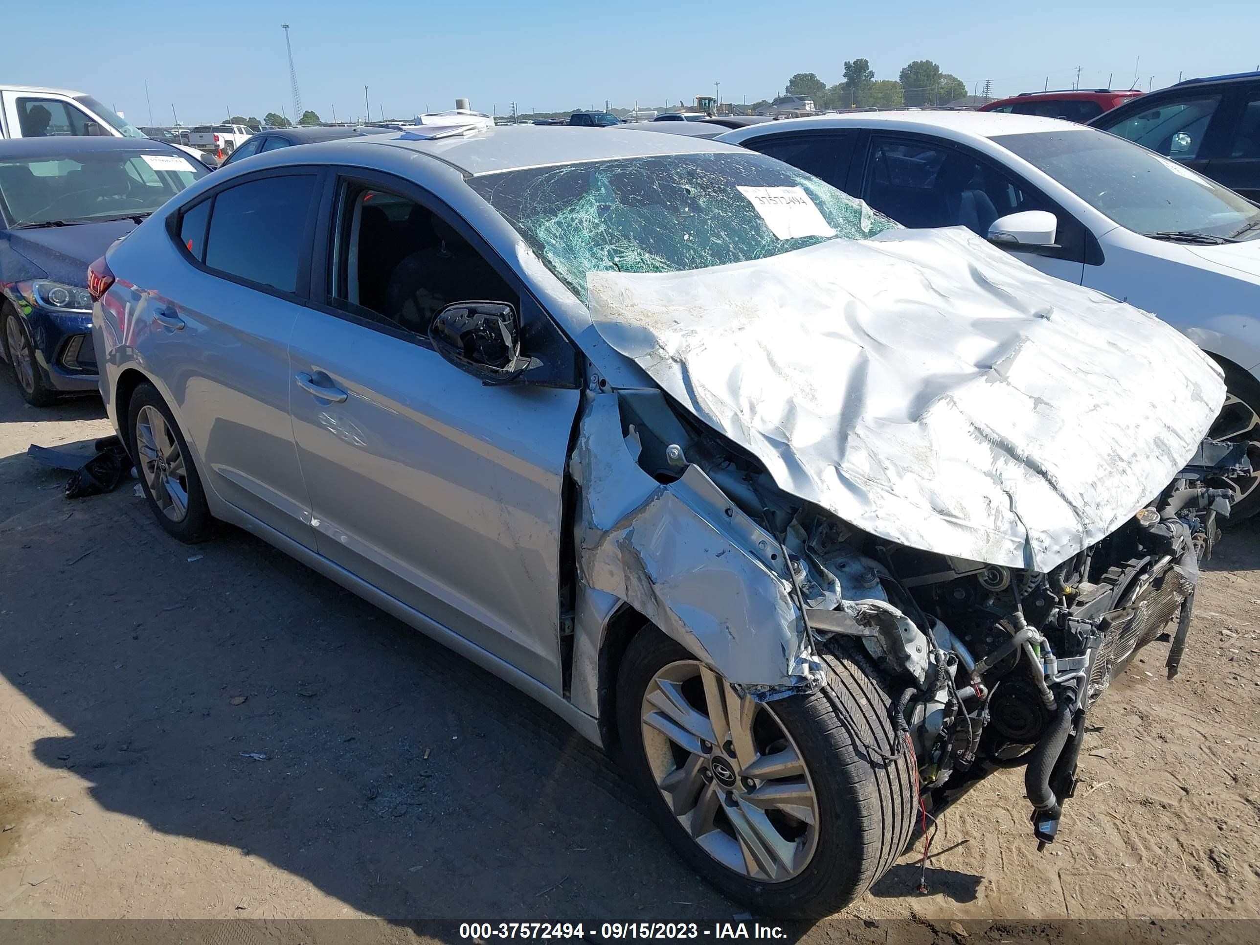 HYUNDAI ELANTRA 2019 5npd84lf0kh435821