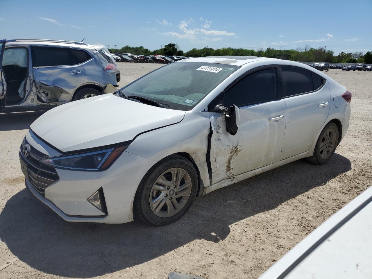 HYUNDAI ELANTRA 2019 5npd84lf0kh486560