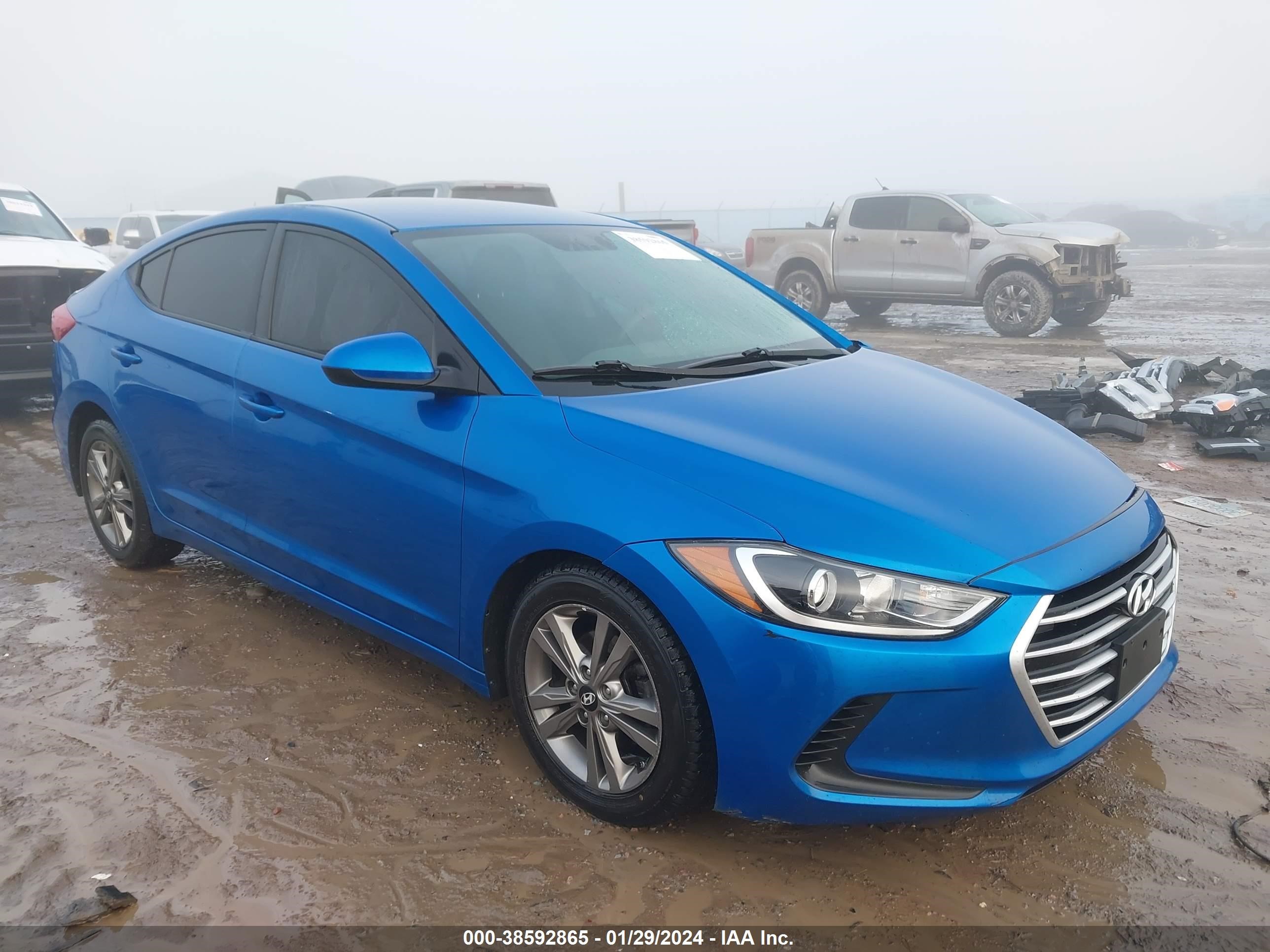 HYUNDAI ELANTRA 2017 5npd84lf1hh005935