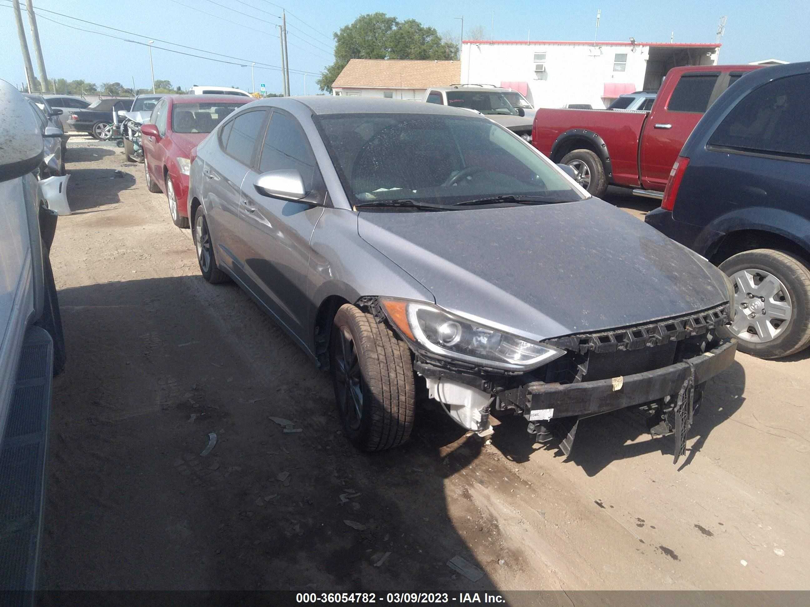 HYUNDAI ELANTRA 2017 5npd84lf1hh067268