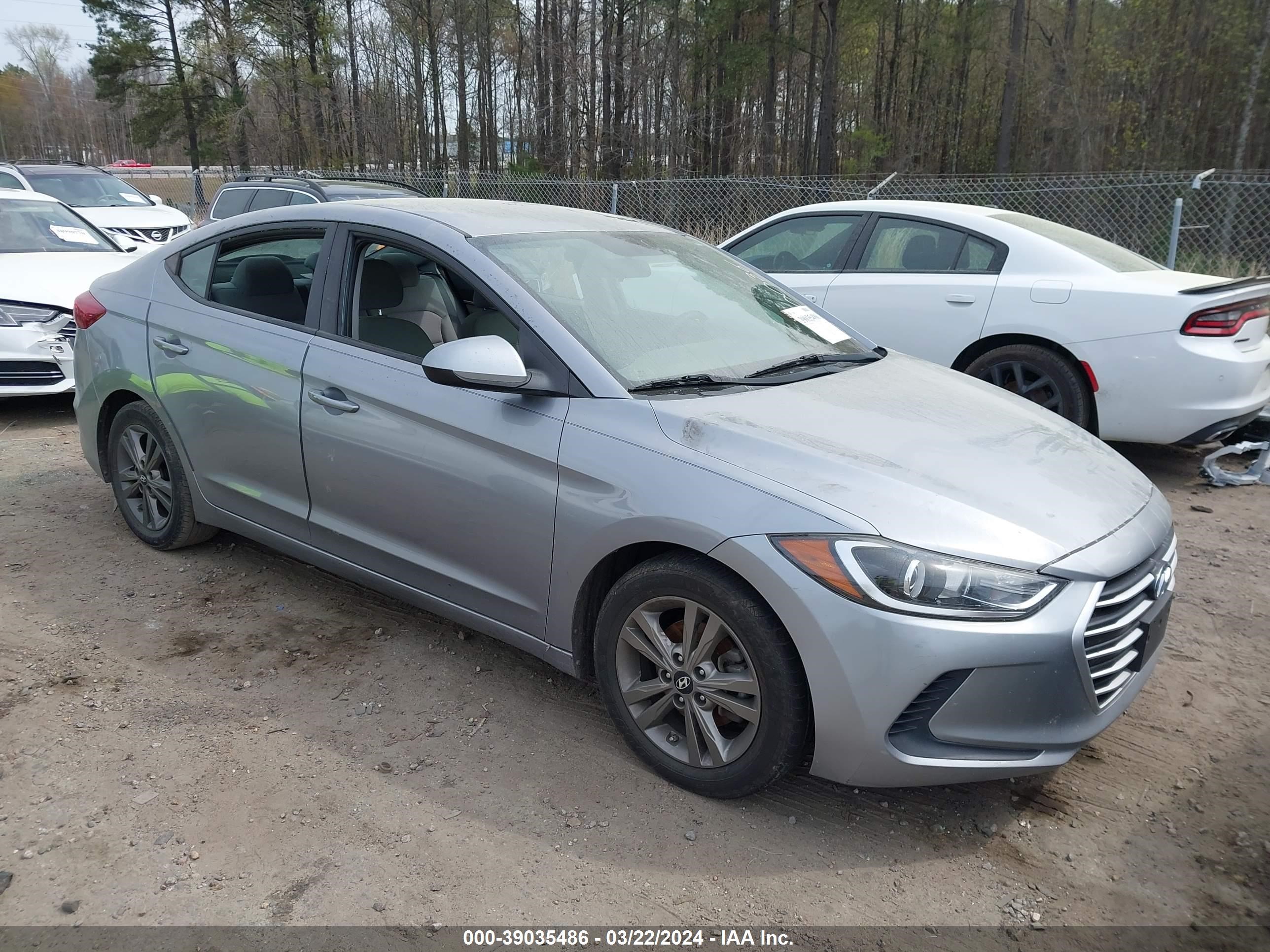 HYUNDAI ELANTRA 2017 5npd84lf1hh080036