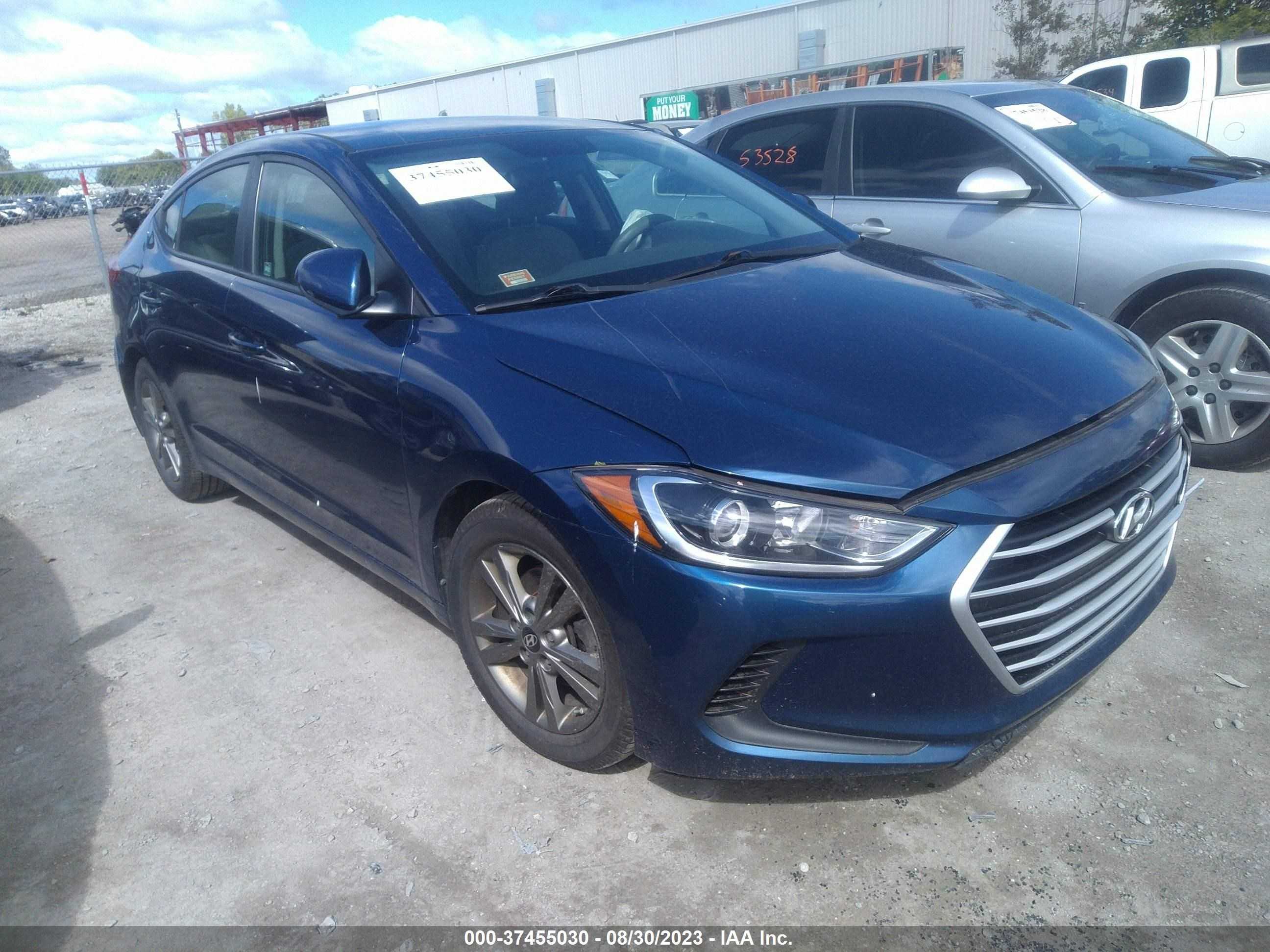 HYUNDAI ELANTRA 2018 5npd84lf1jh246478