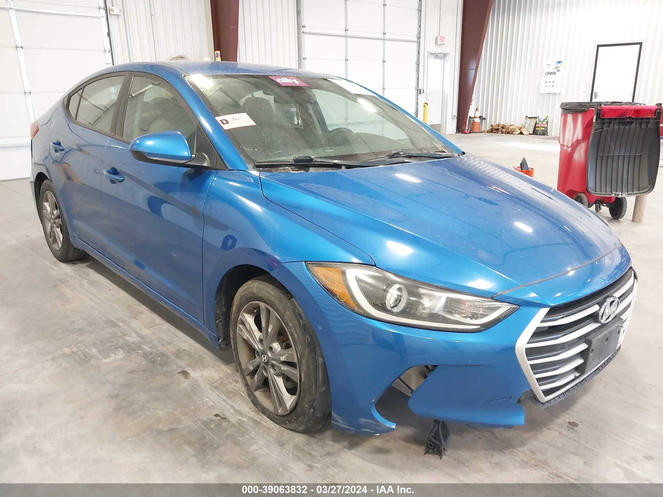 HYUNDAI ELANTRA 2018 5npd84lf1jh288763