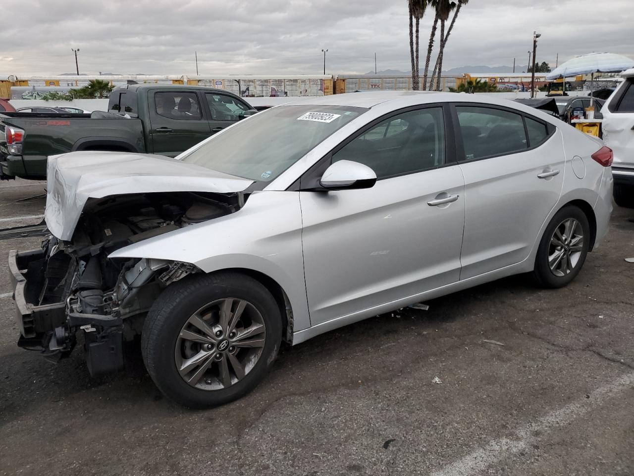 HYUNDAI ELANTRA 2018 5npd84lf1jh396767