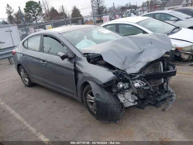 HYUNDAI ELANTRA 2019 5npd84lf1kh471727