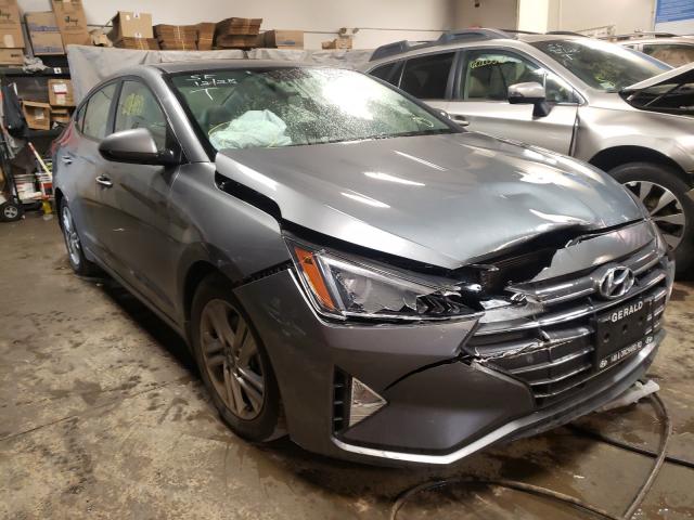 HYUNDAI ELANTRA SE 2019 5npd84lf1kh486518