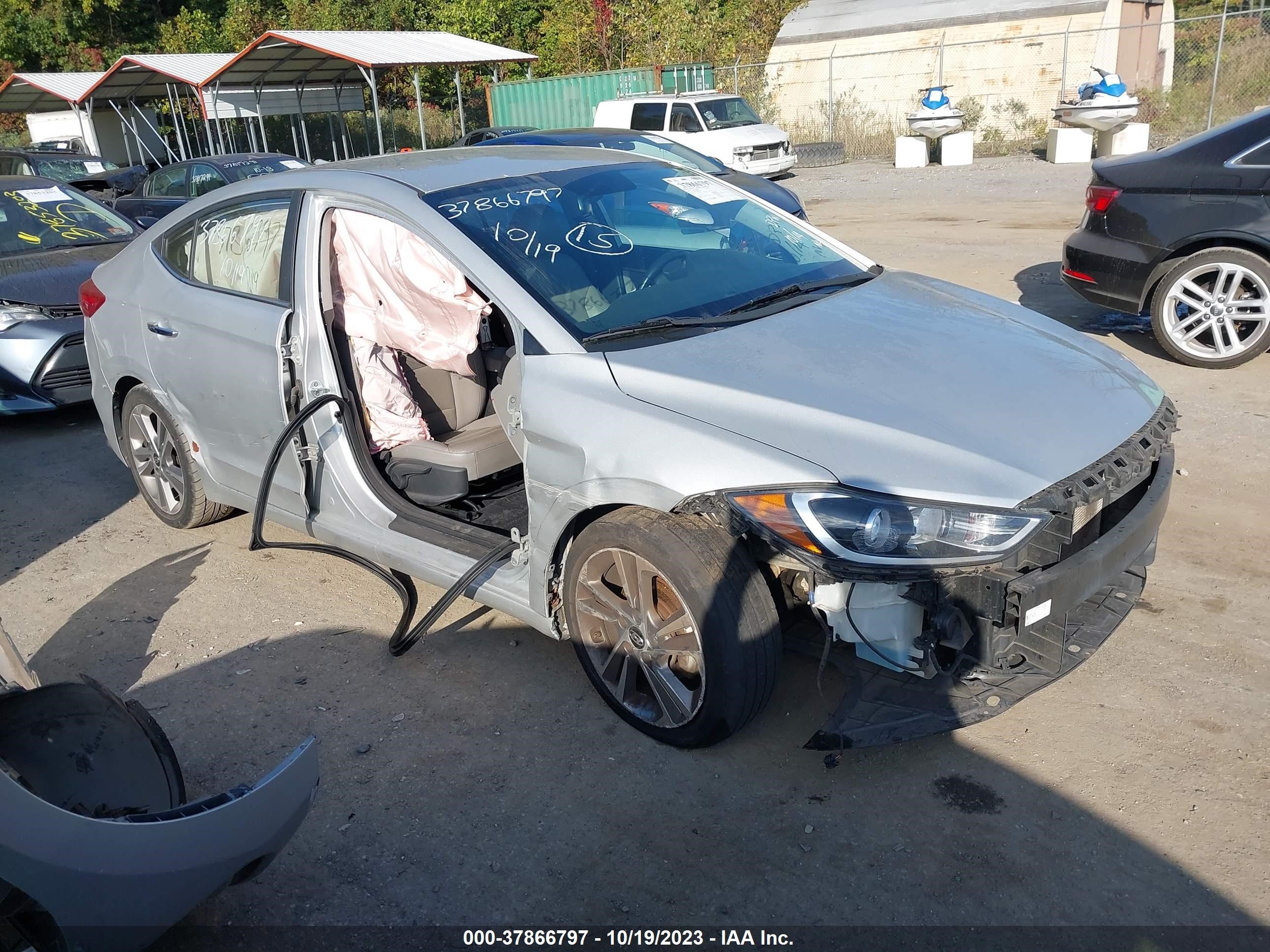 HYUNDAI ELANTRA 2017 5npd84lf2hh005748