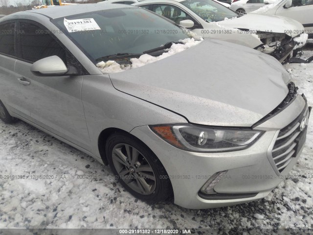 HYUNDAI ELANTRA 2017 5npd84lf2hh115652