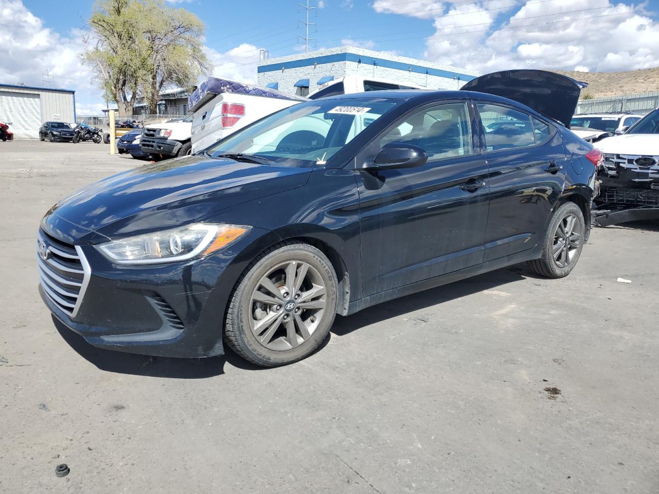 HYUNDAI ELANTRA 2018 5npd84lf2jh234131