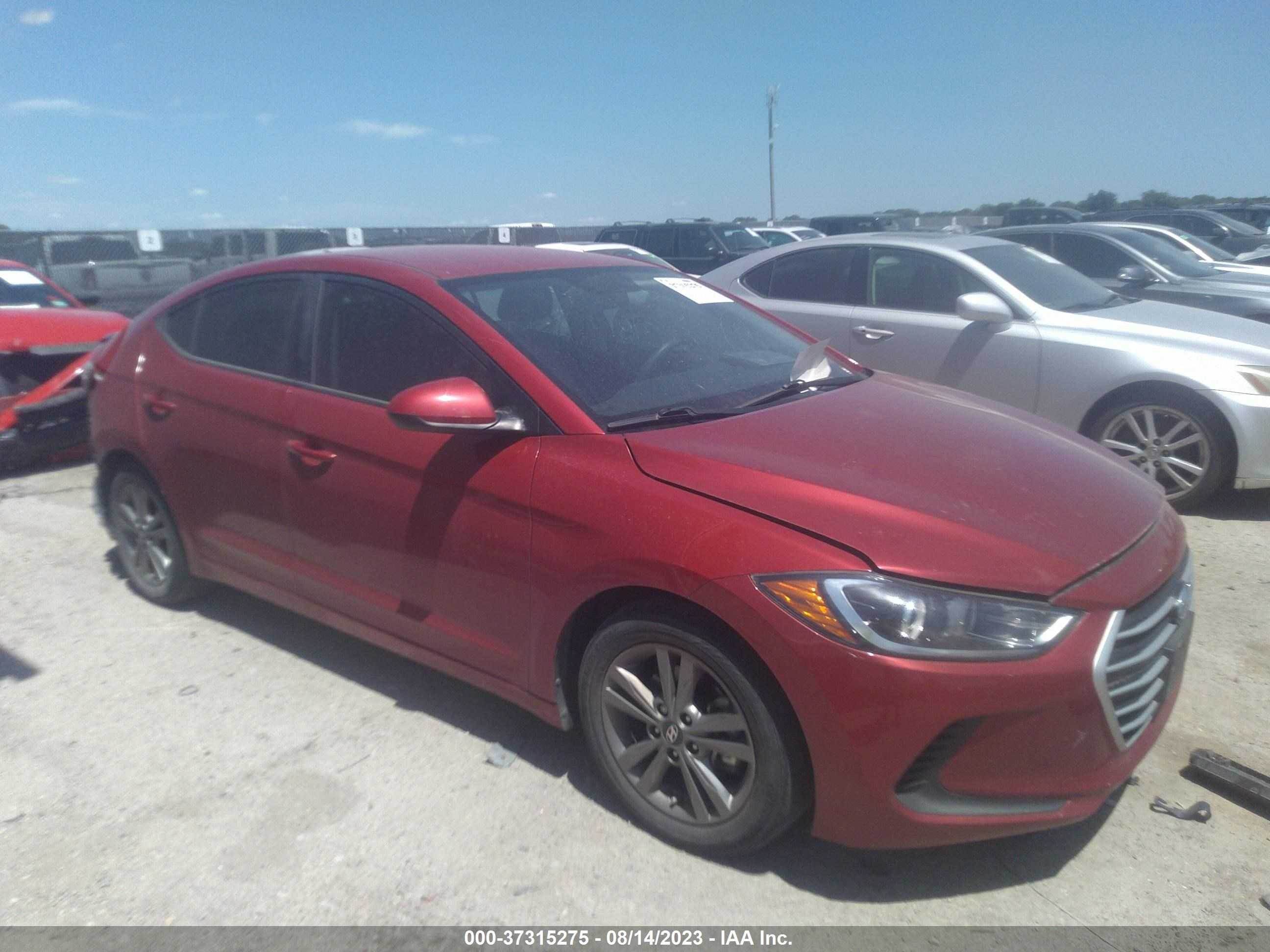 HYUNDAI ELANTRA 2018 5npd84lf2jh245372