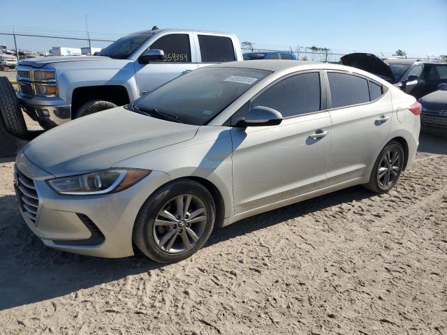 HYUNDAI ELANTRA SE 2018 5npd84lf2jh247719