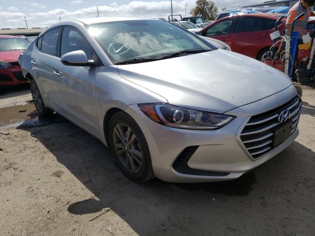 HYUNDAI ELANTRA SE 2018 5npd84lf2jh248465