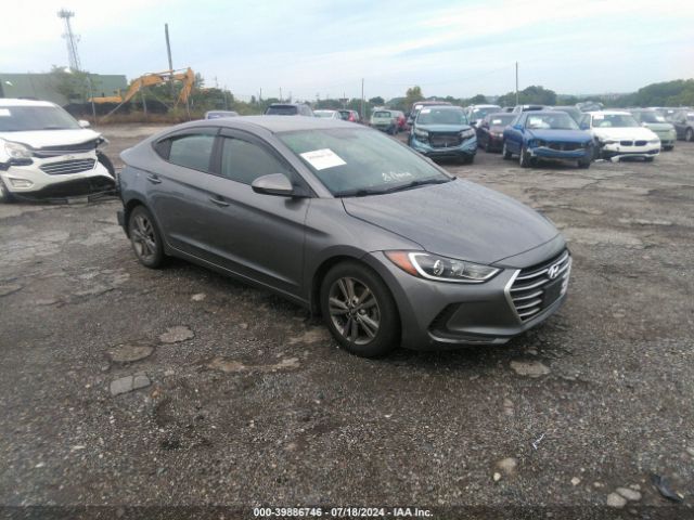 HYUNDAI ELANTRA 2018 5npd84lf2jh300998