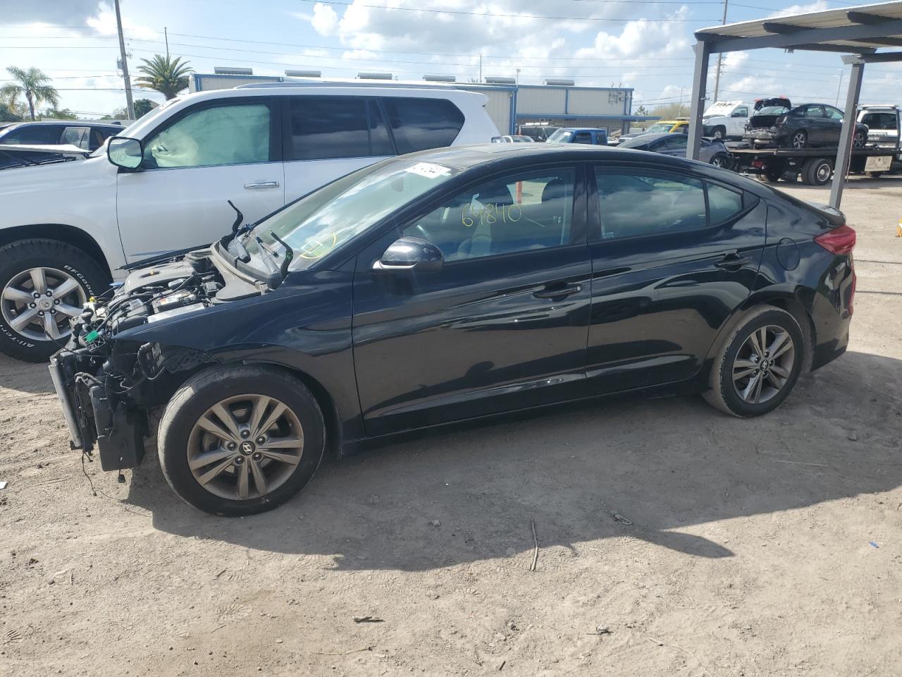 HYUNDAI ELANTRA 2018 5npd84lf2jh379086