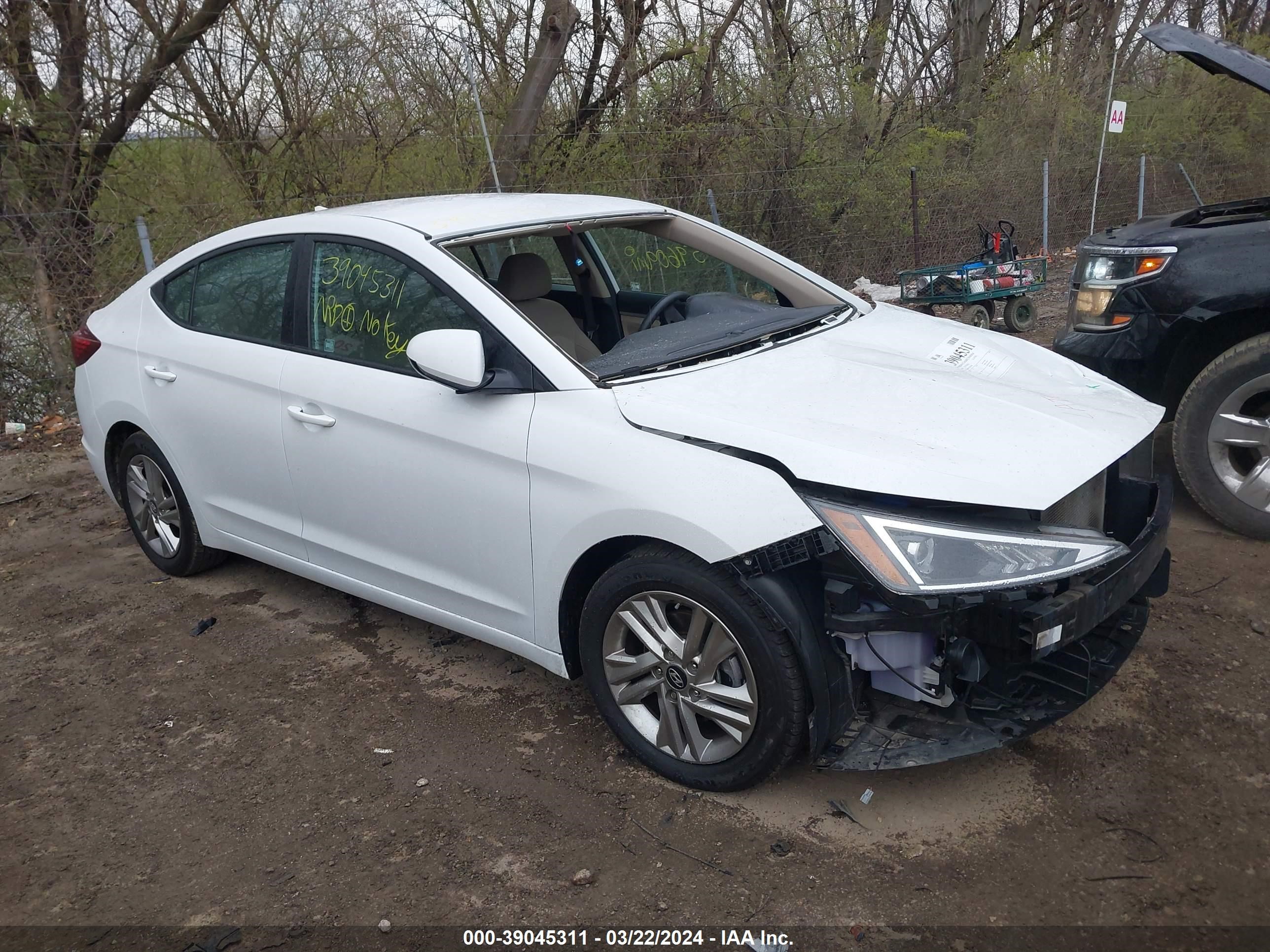 HYUNDAI ELANTRA 2019 5npd84lf2kh431298