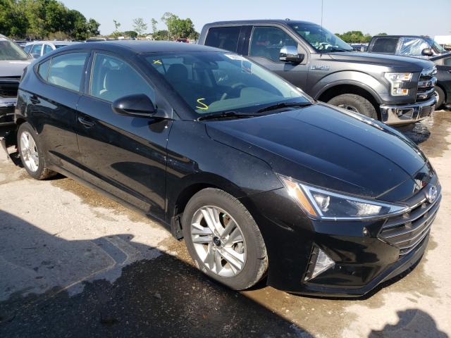 HYUNDAI ELANTRA SE 2019 5npd84lf2kh476239