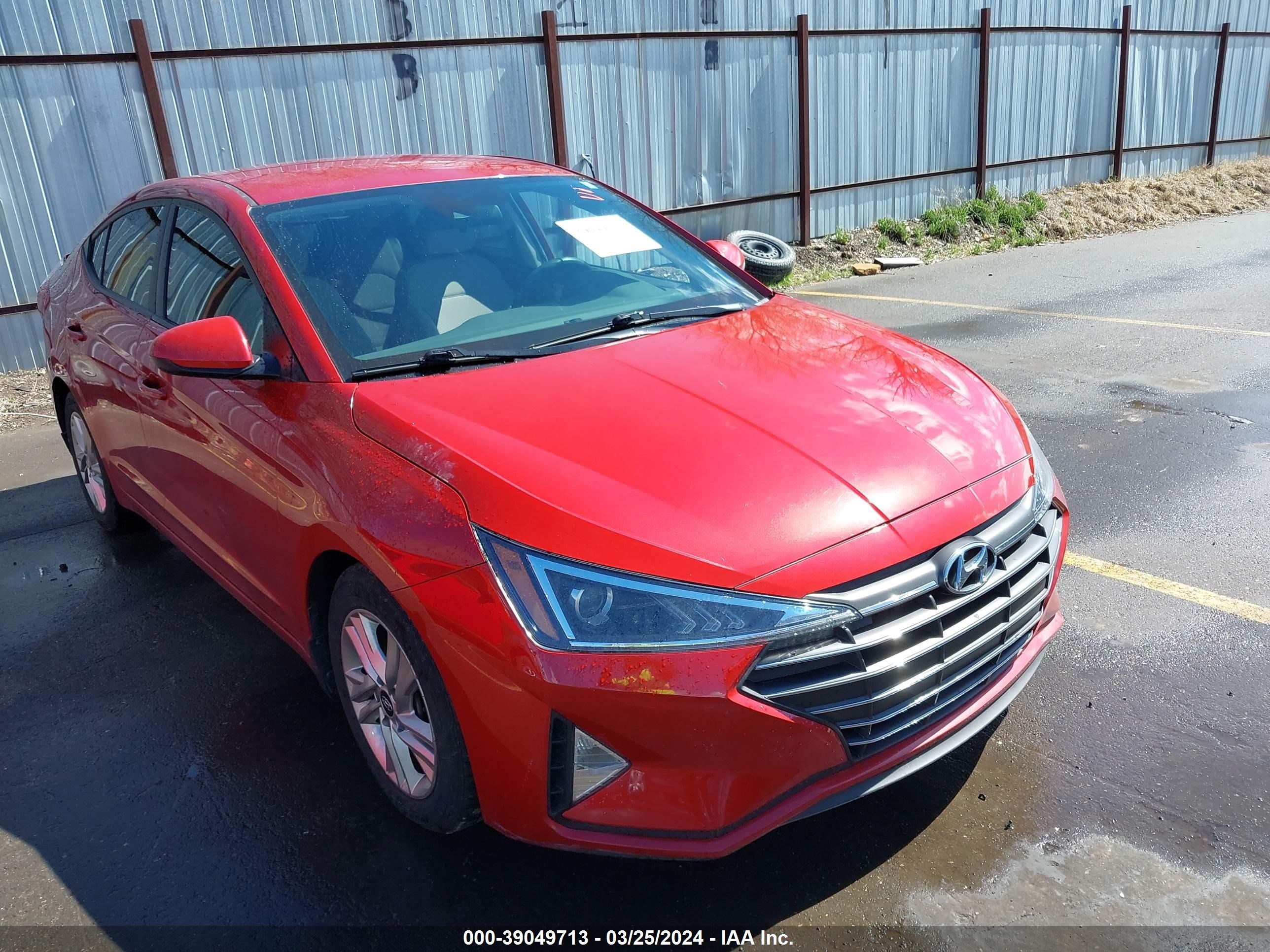 HYUNDAI ELANTRA 2019 5npd84lf2kh486687