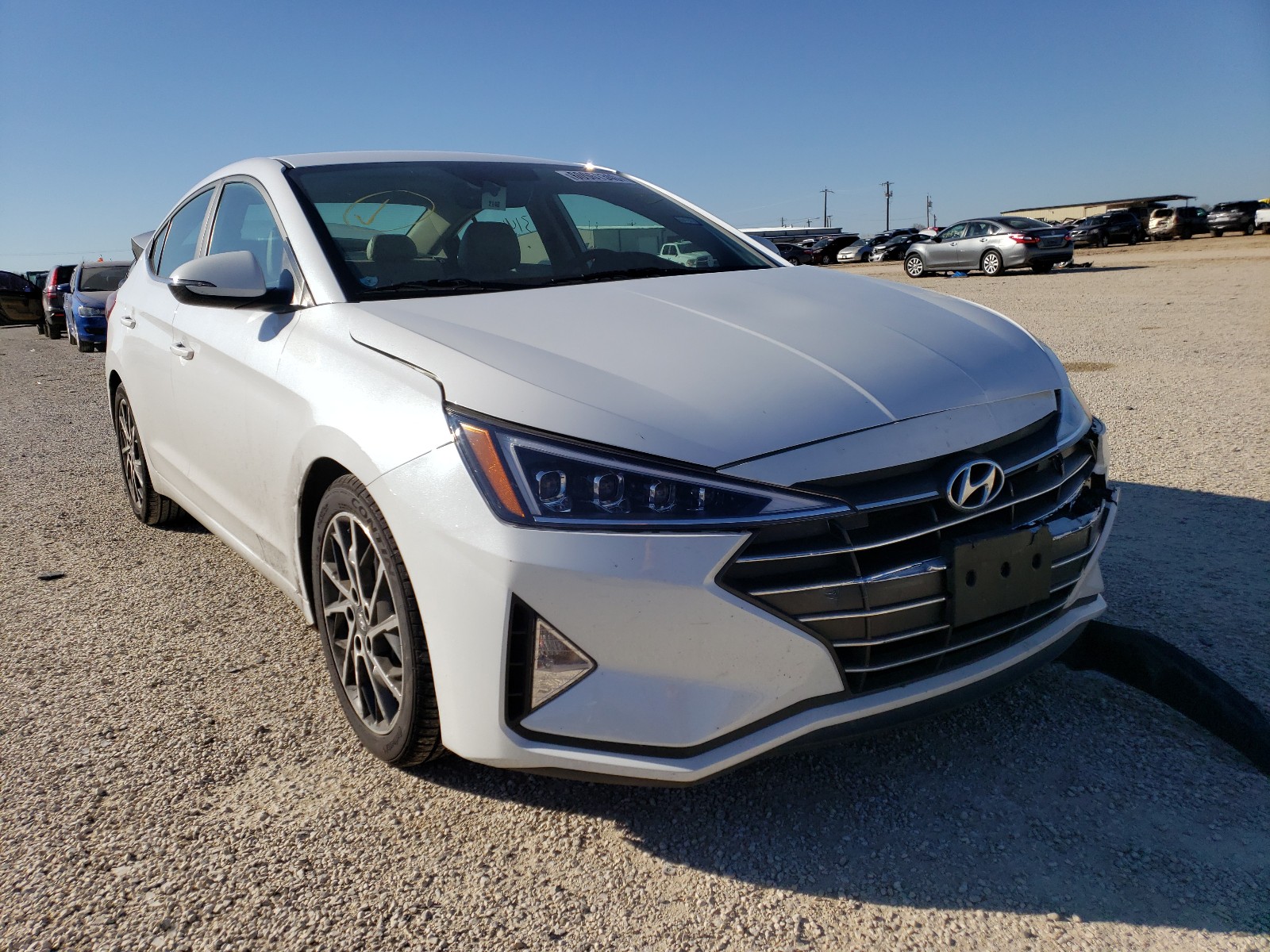 HYUNDAI ELANTRA SE 2019 5npd84lf2kh493638