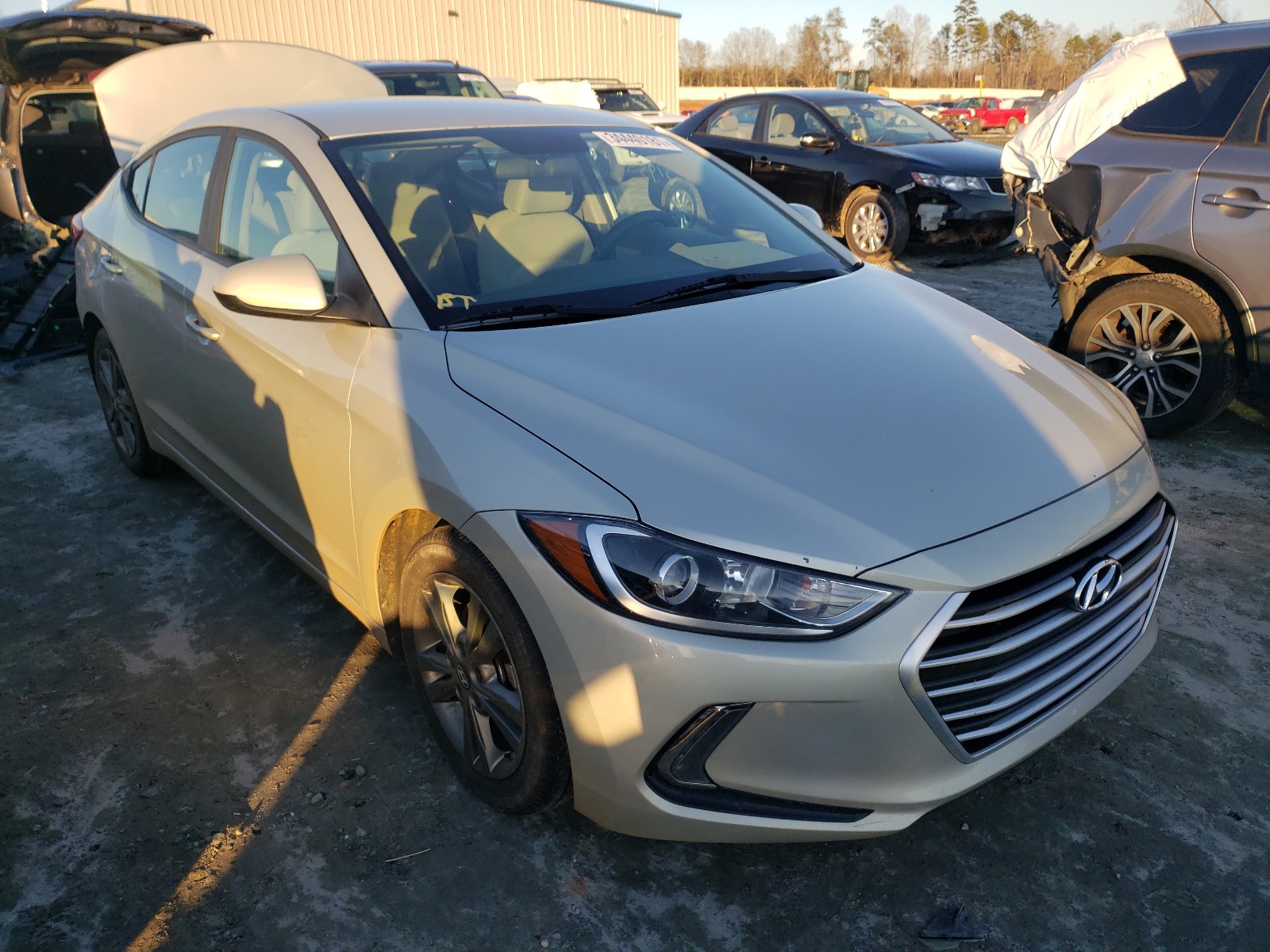 HYUNDAI ELANTRA SE 2017 5npd84lf3hh018251