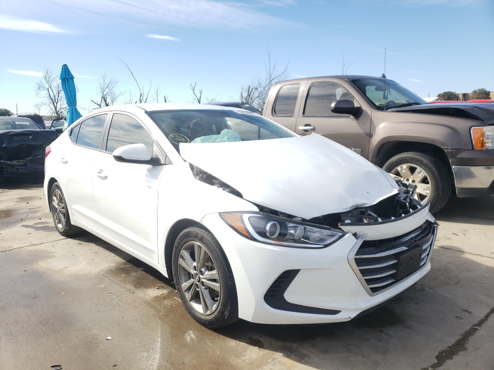 HYUNDAI ELANTRA 2016 5npd84lf3hh055364