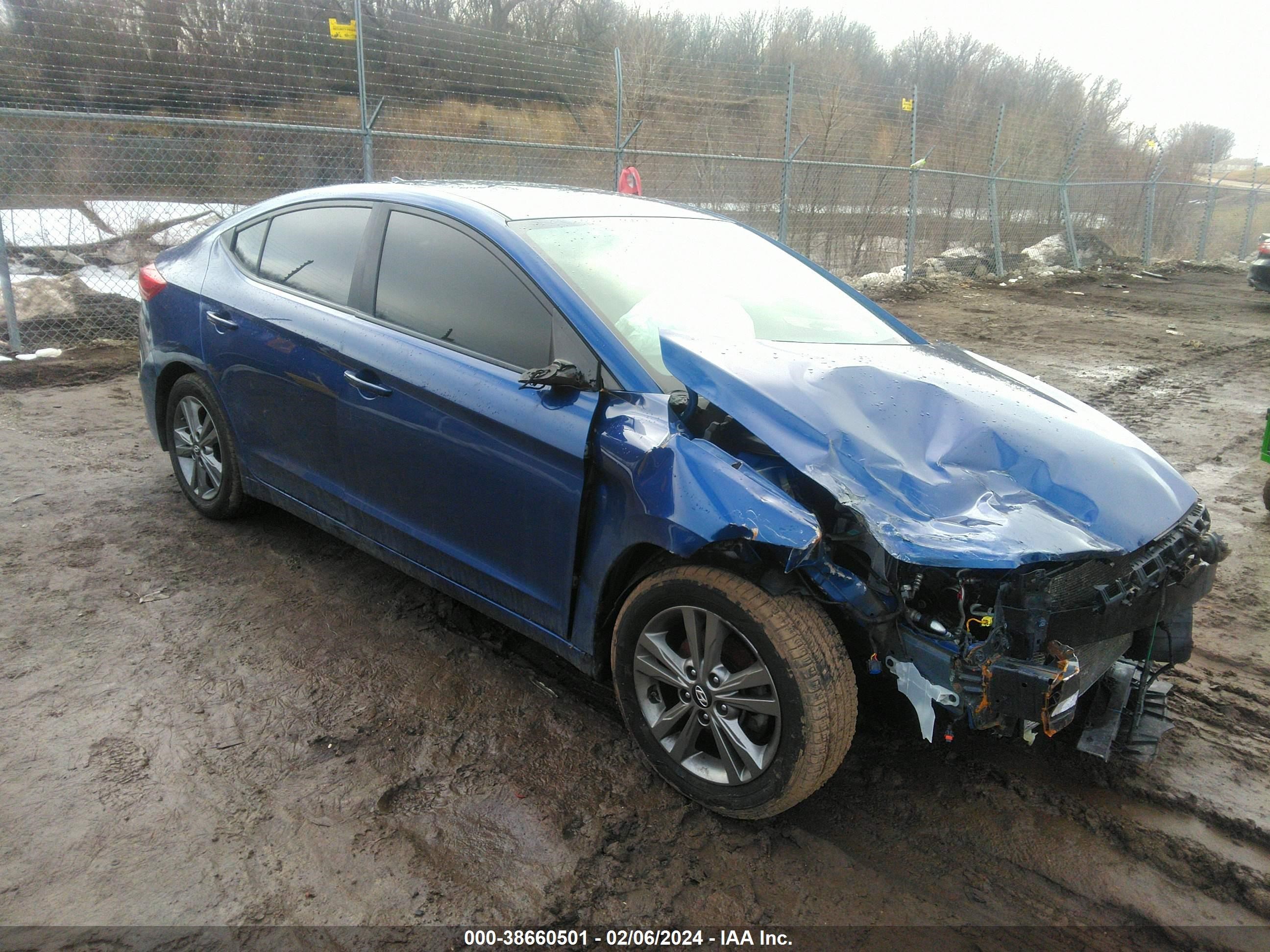 HYUNDAI ELANTRA 2017 5npd84lf3hh088333