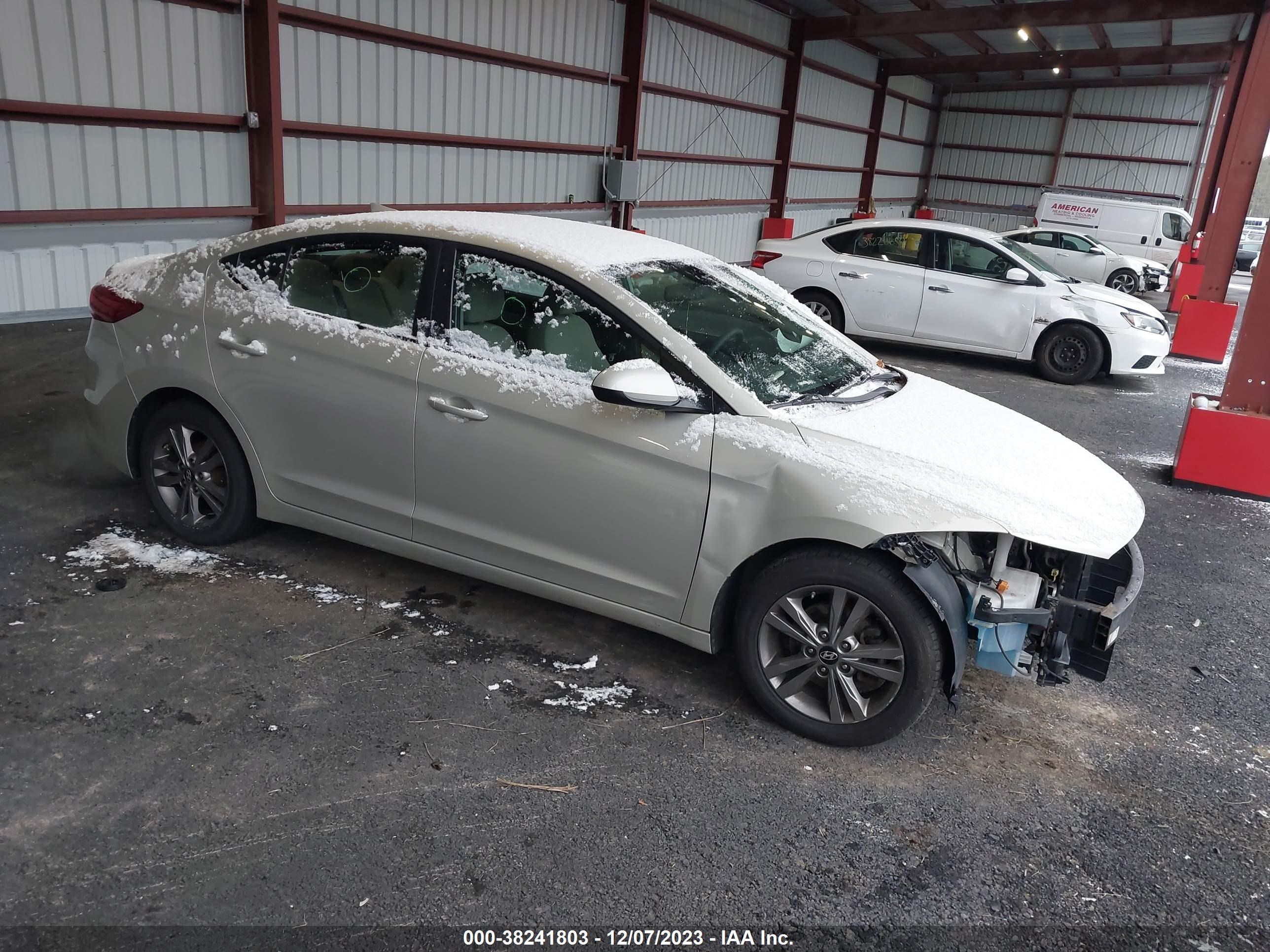 HYUNDAI ELANTRA 2017 5npd84lf3hh093886