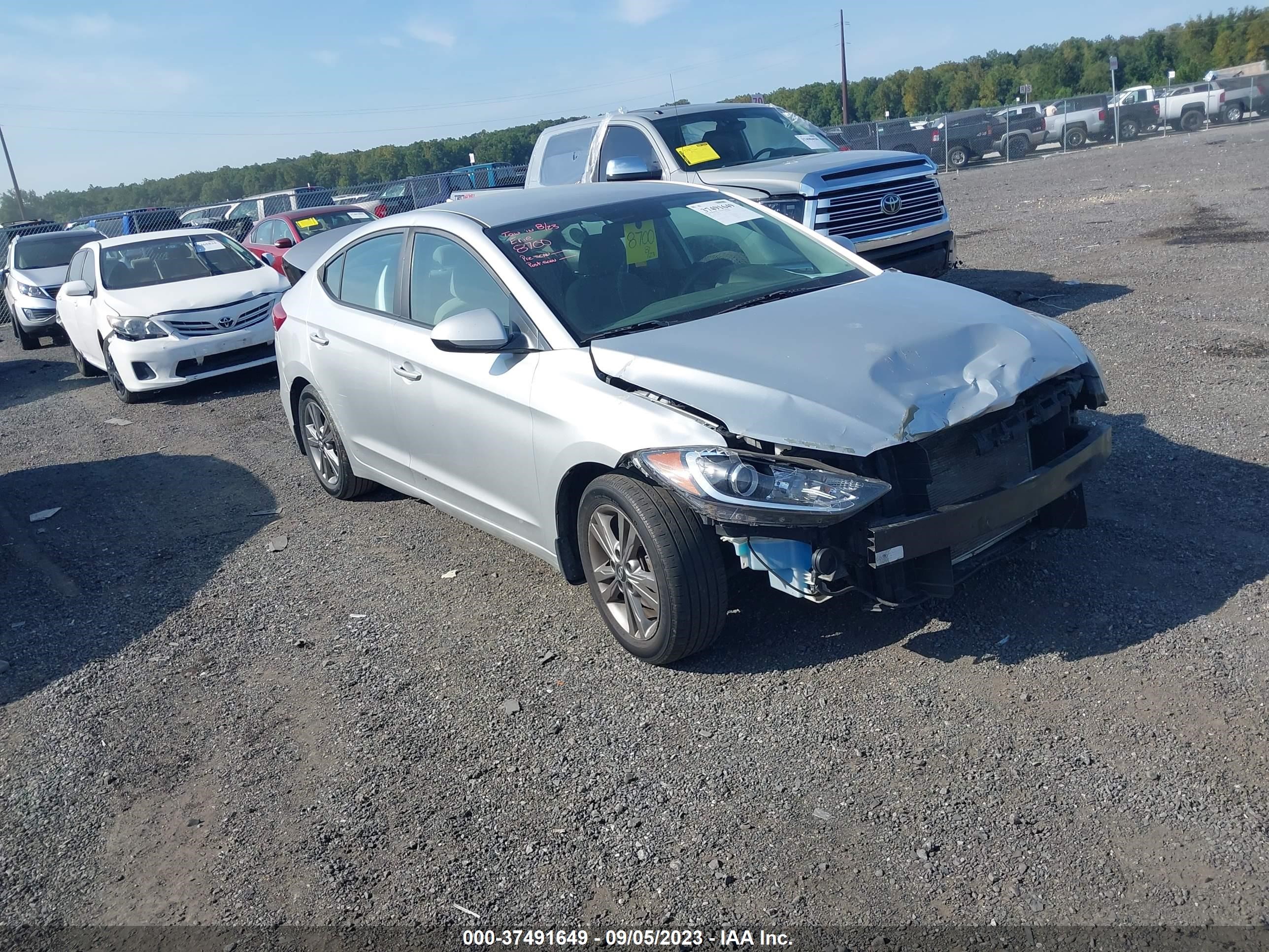 HYUNDAI ELANTRA 2017 5npd84lf3hh191395