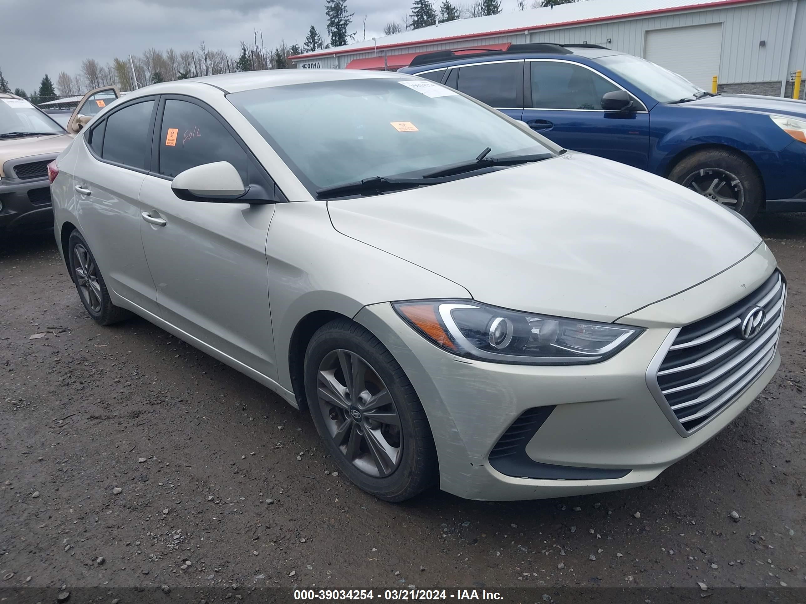 HYUNDAI ELANTRA 2018 5npd84lf3jh238799