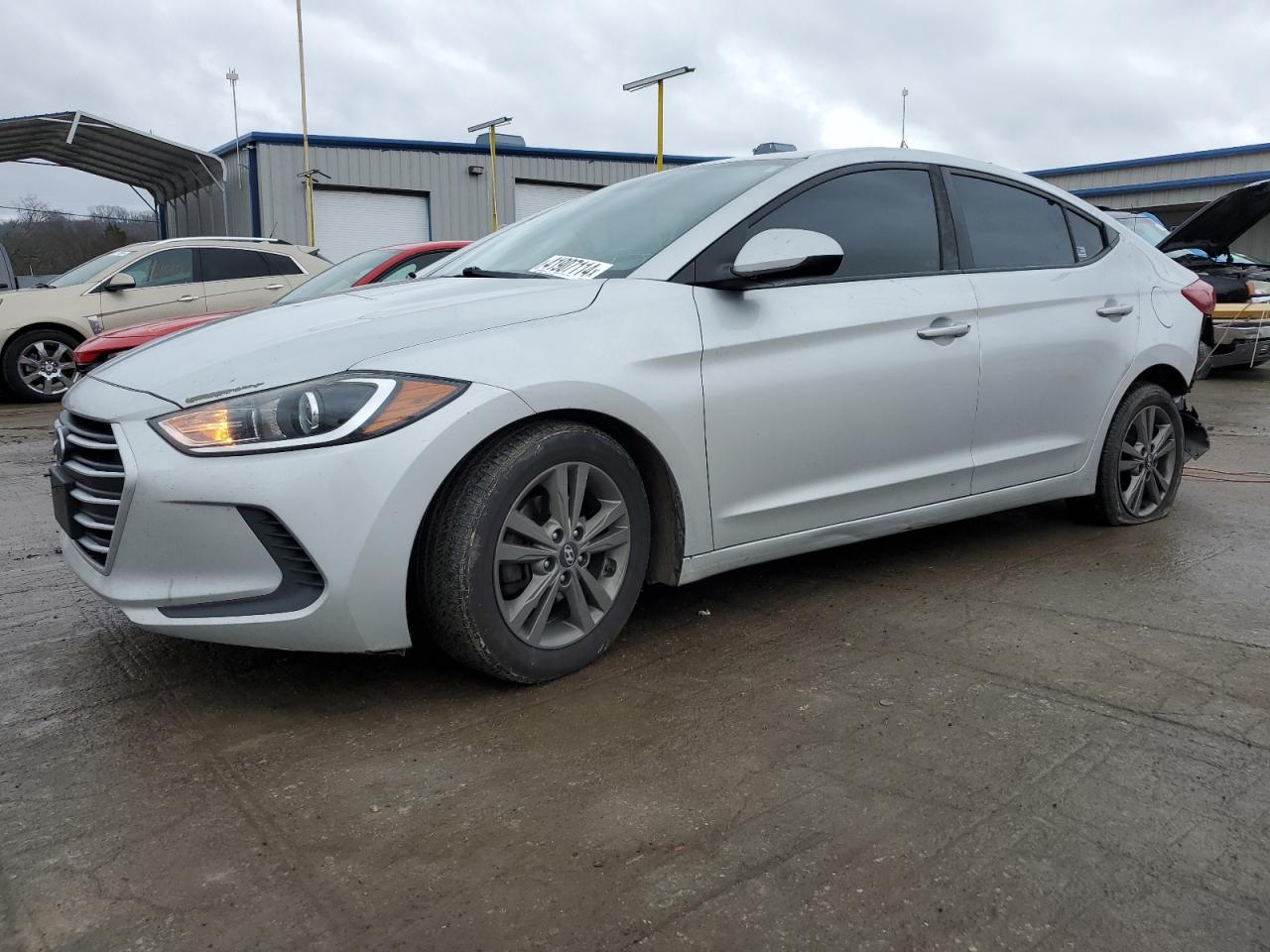 HYUNDAI ELANTRA 2018 5npd84lf3jh240147