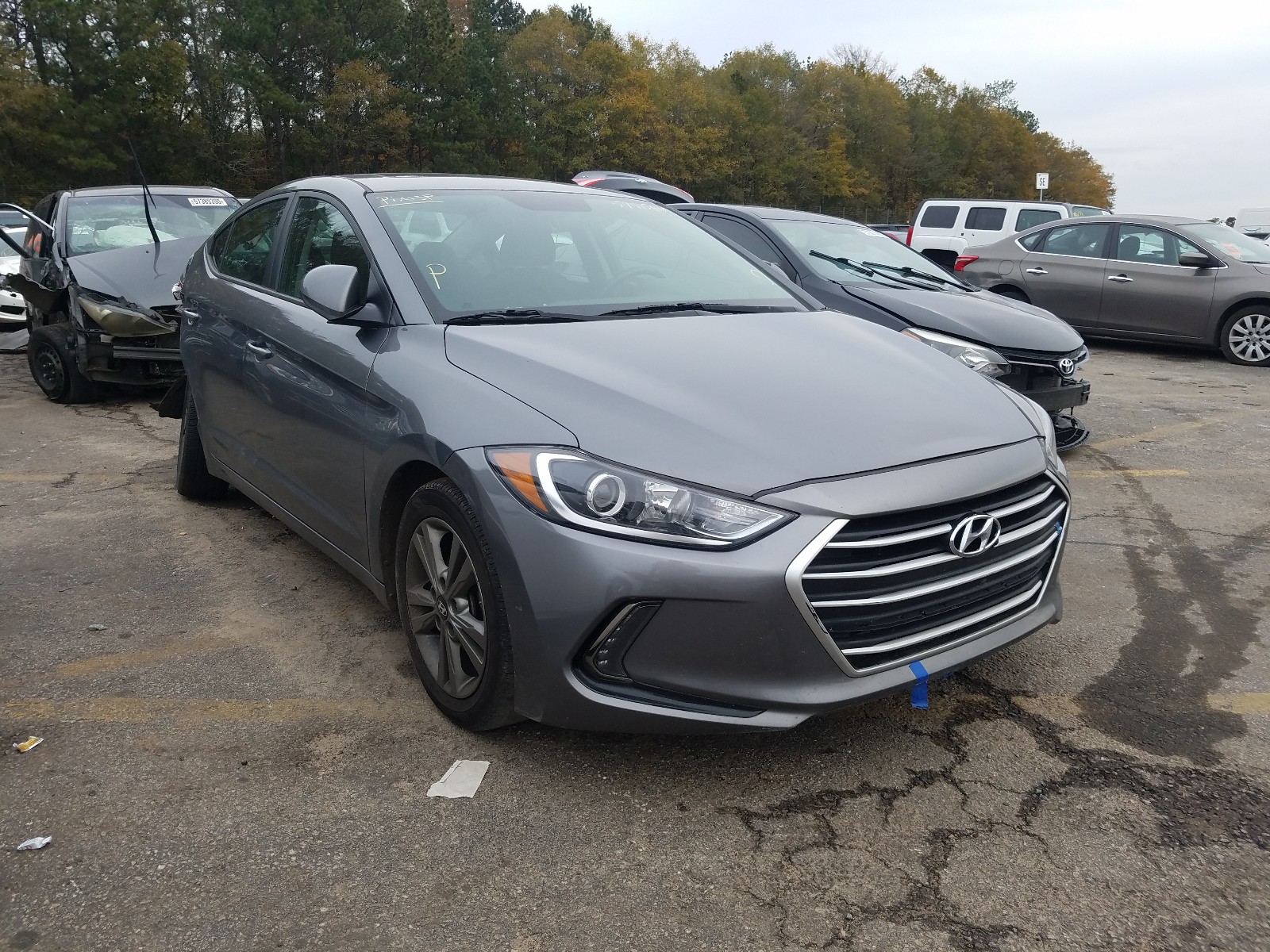 HYUNDAI ELANTRA SE 2018 5npd84lf3jh285203