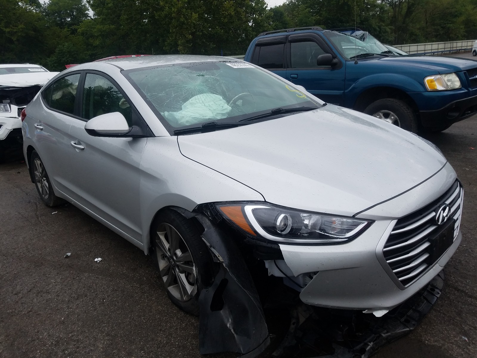 HYUNDAI ELANTRA 2018 5npd84lf3jh341446