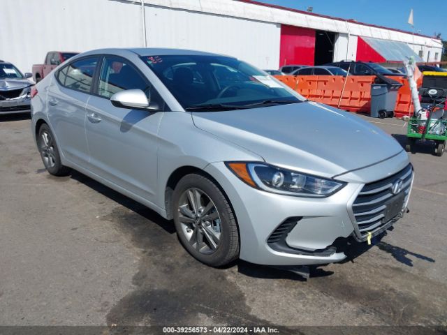 HYUNDAI ELANTRA 2018 5npd84lf3jh357663