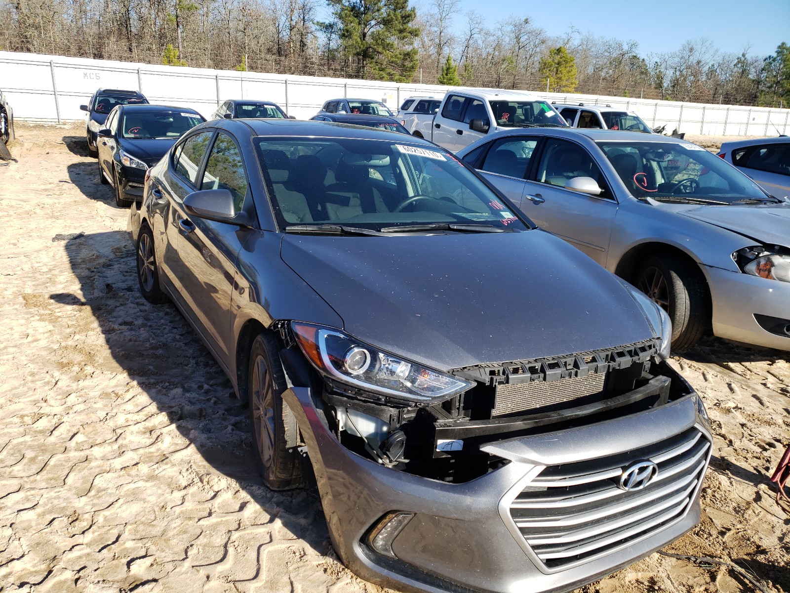 HYUNDAI ELANTRA 2018 5npd84lf3jh375208