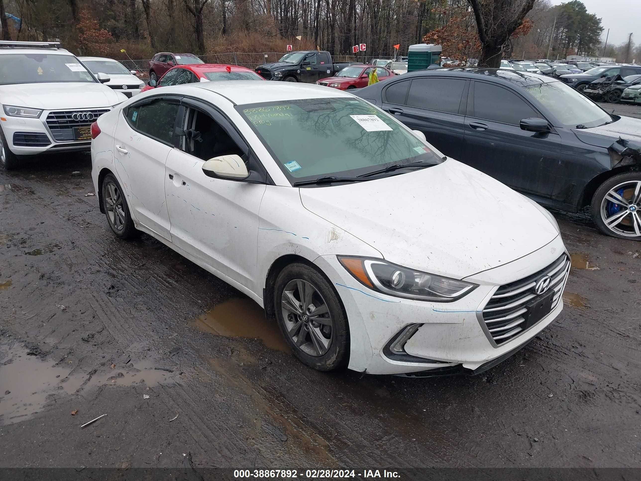 HYUNDAI ELANTRA 2018 5npd84lf3jh377590