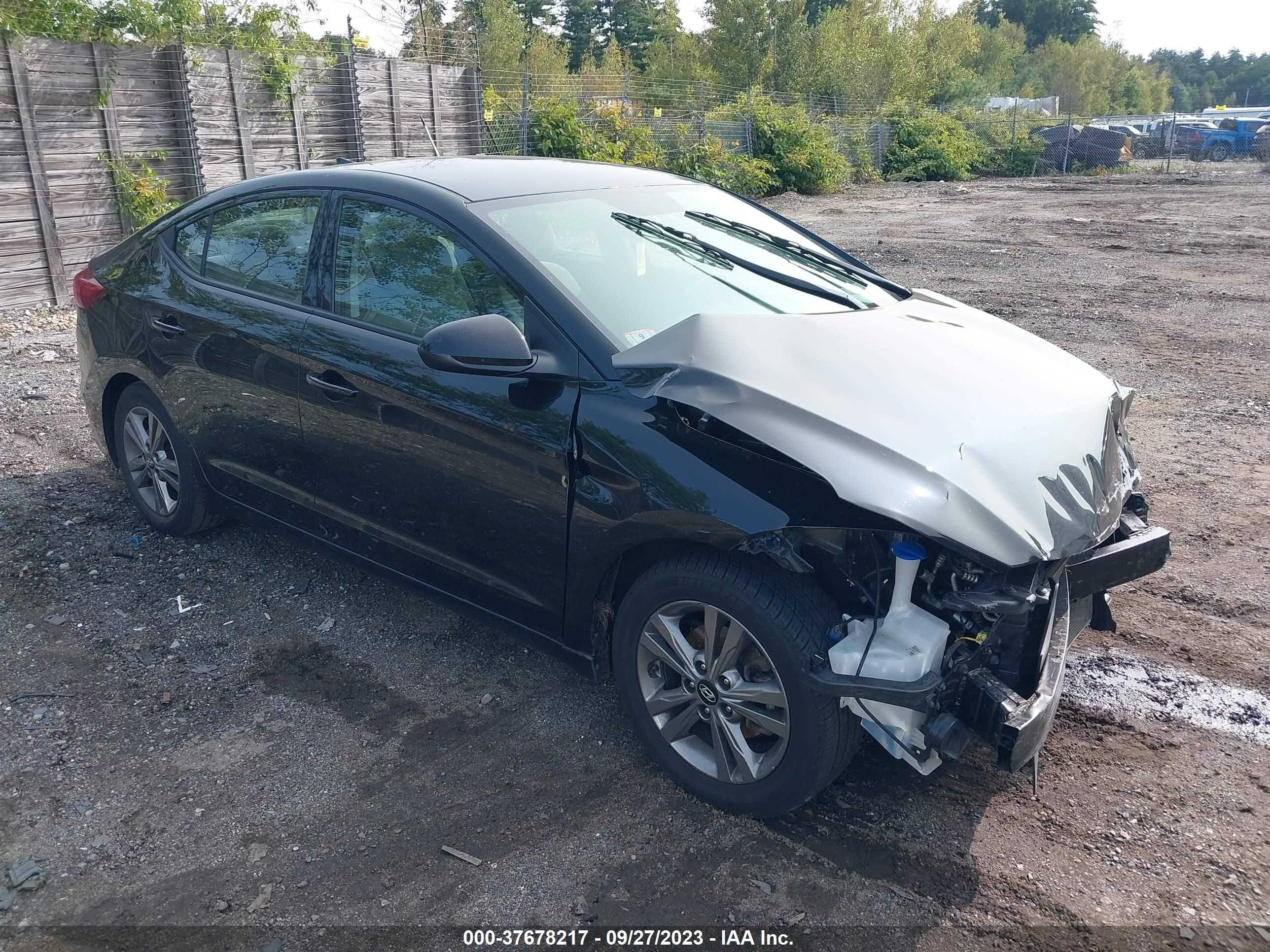 HYUNDAI ELANTRA 2018 5npd84lf3jh387035