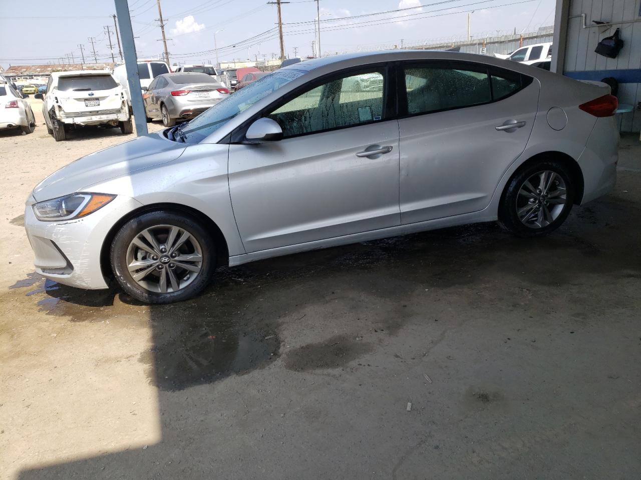 HYUNDAI ELANTRA 2017 5npd84lf4hh033714