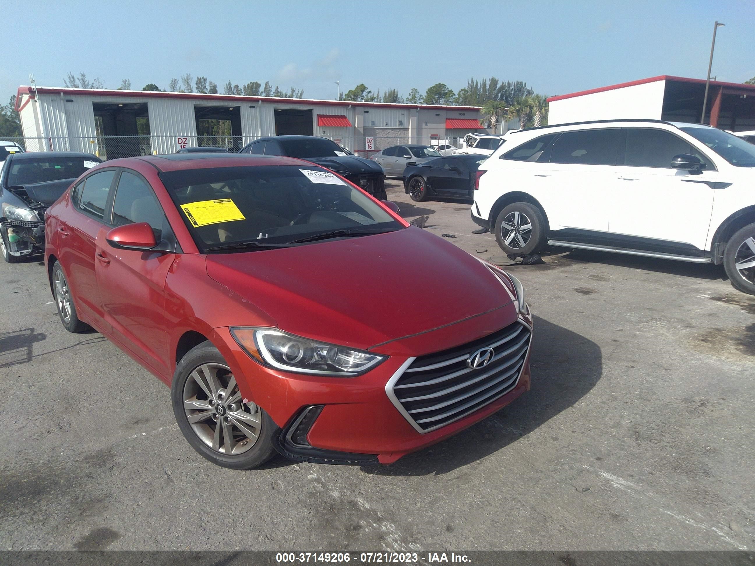 HYUNDAI ELANTRA 2017 5npd84lf4hh157434