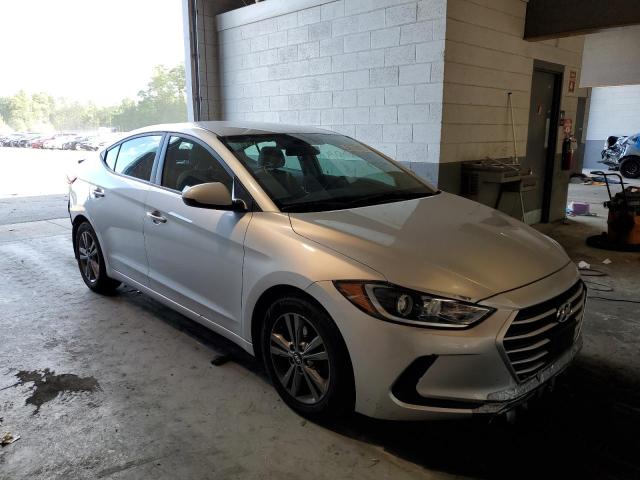 HYUNDAI ELANTRA SE 2018 5npd84lf4jh221669