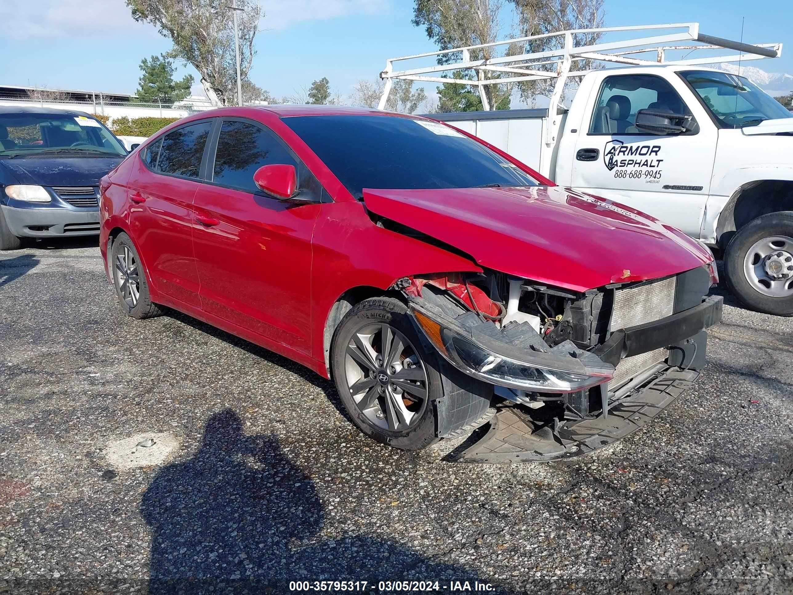 HYUNDAI ELANTRA 2018 5npd84lf4jh289390