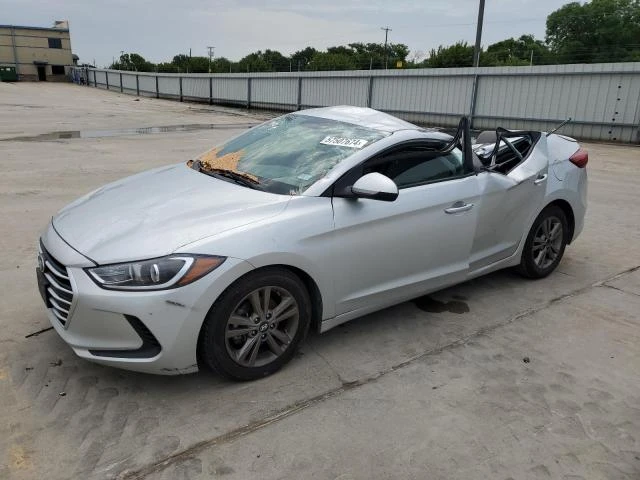 HYUNDAI ELANTRA SE 2018 5npd84lf4jh300288