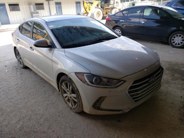 HYUNDAI ELANTRA SE 2018 5npd84lf4jh331704