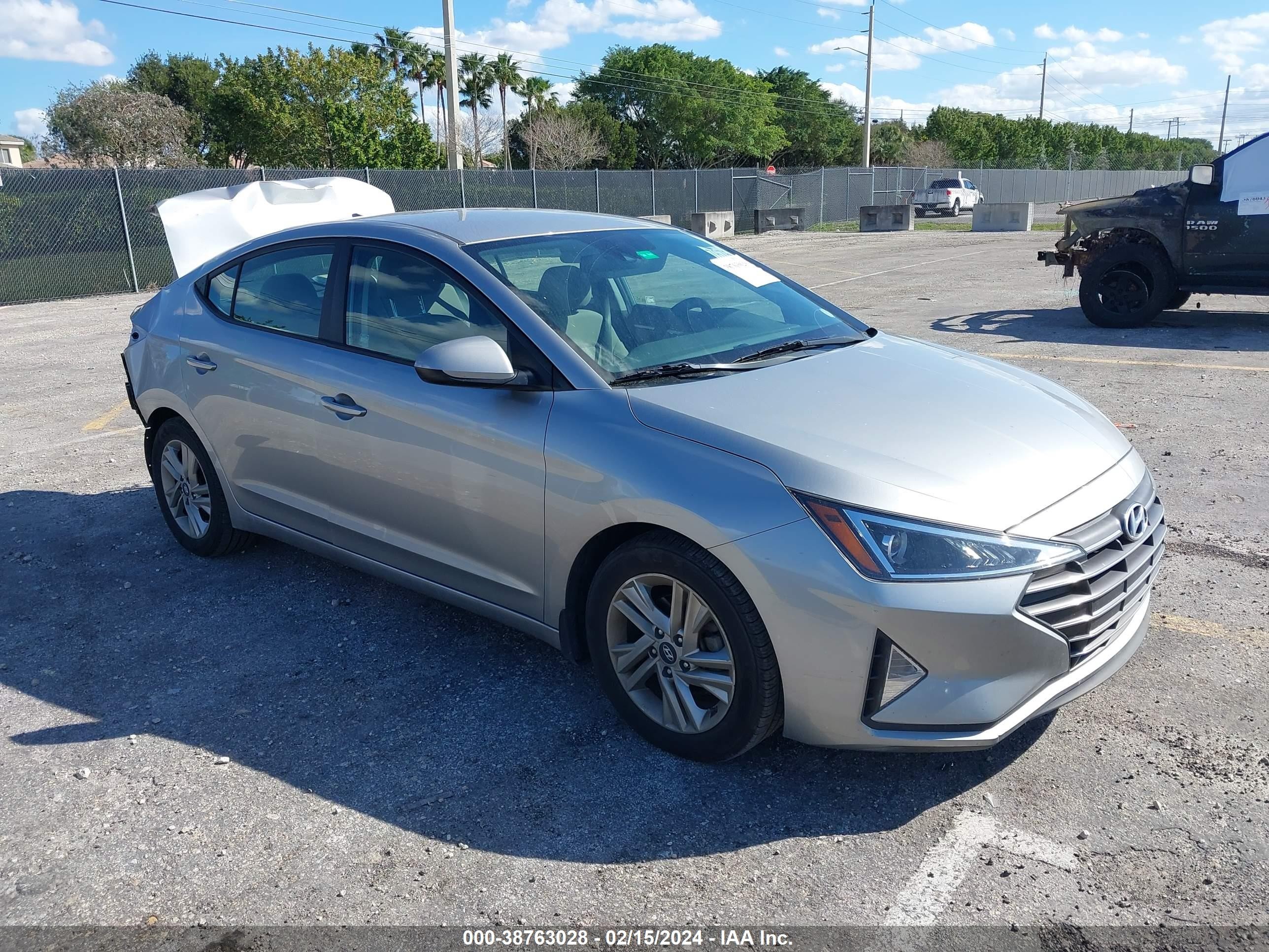 HYUNDAI ELANTRA 2020 5npd84lf4lh611321