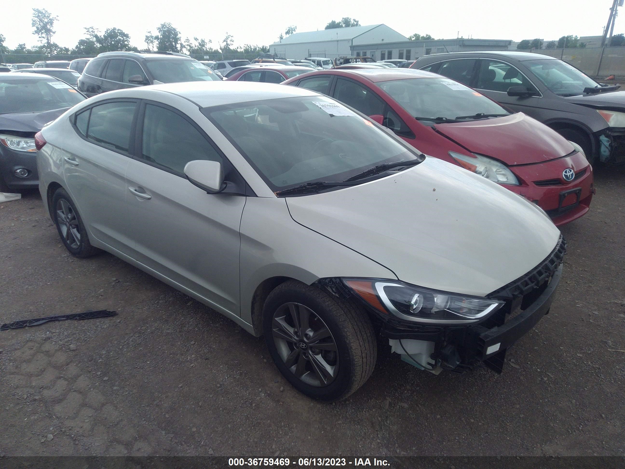 HYUNDAI ELANTRA 2017 5npd84lf5hh021085