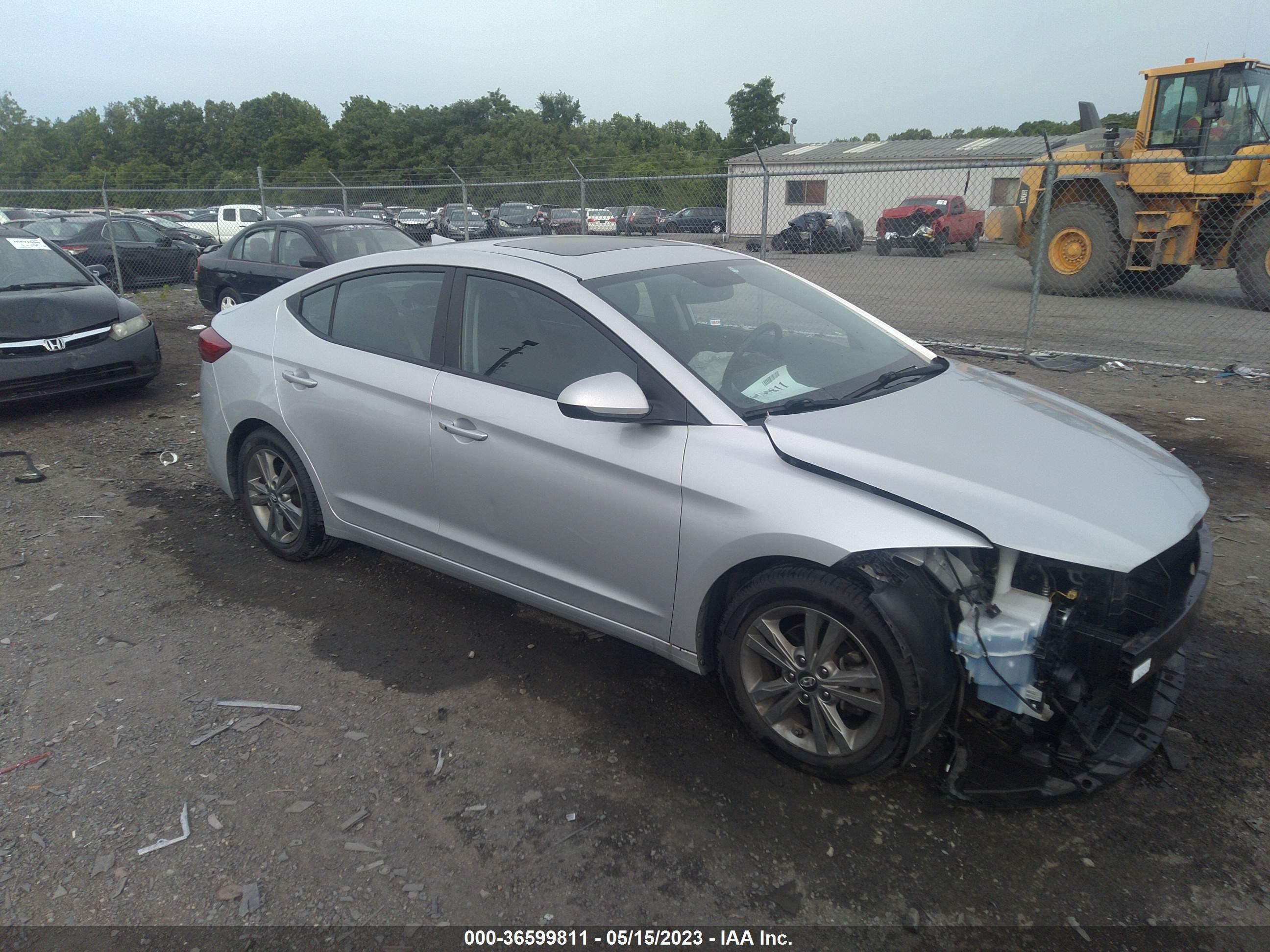 HYUNDAI ELANTRA 2018 5npd84lf5jh228047