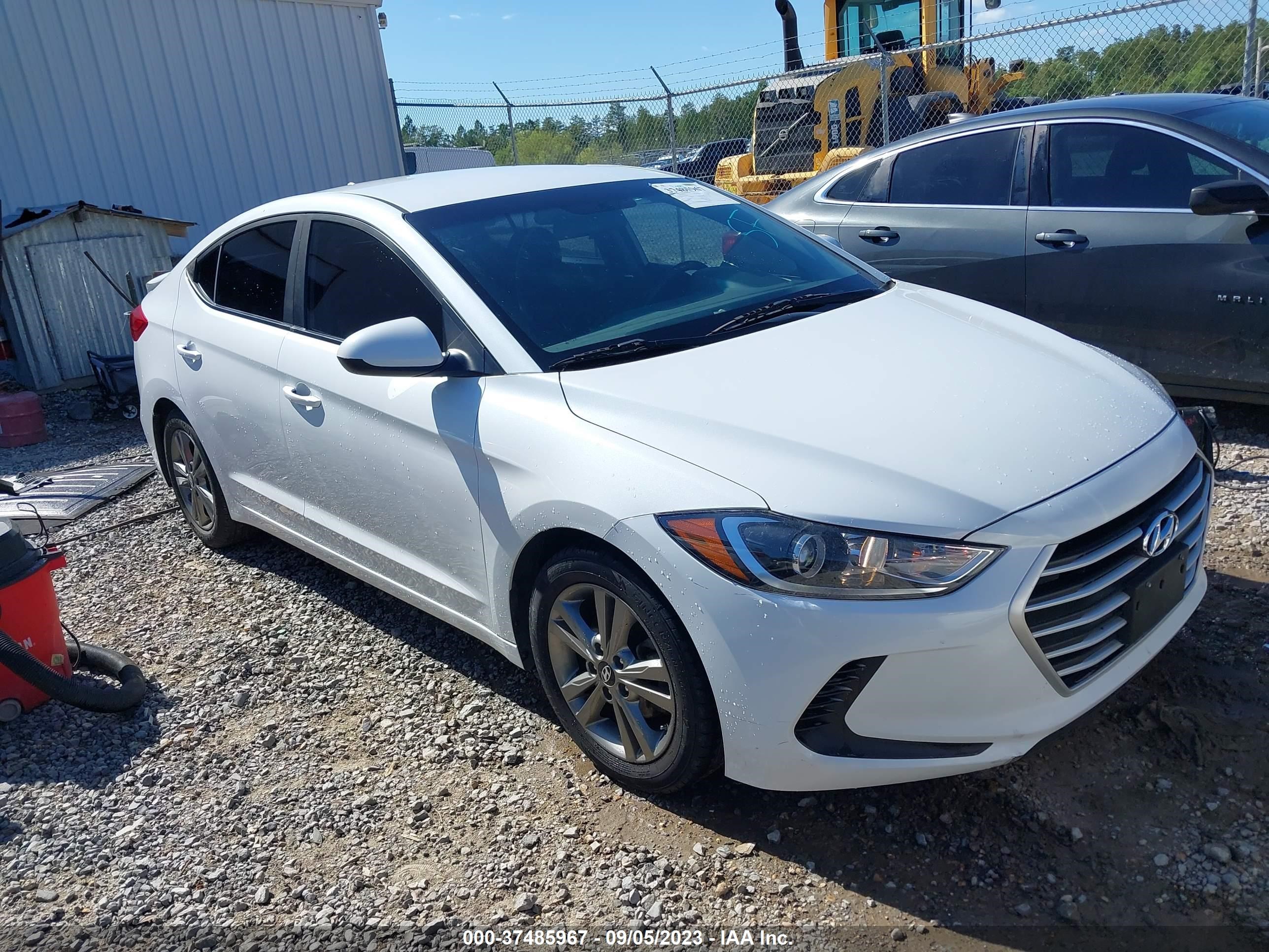 HYUNDAI ELANTRA 2018 5npd84lf5jh353999