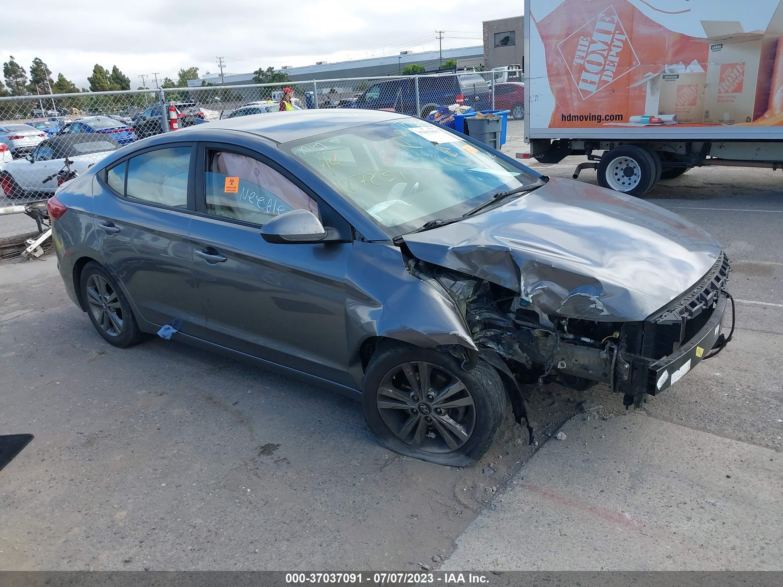 HYUNDAI ELANTRA 2018 5npd84lf5jh366154